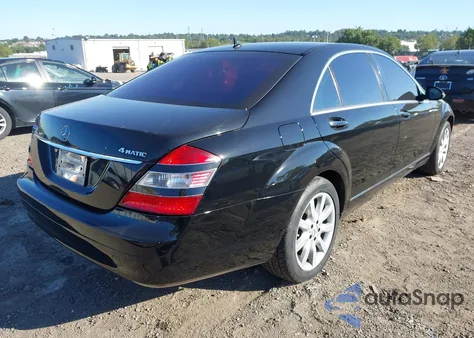 2007 Mercedes-Benz S 550 4Matic из США, поврежденный, VIN WDDNG86X27A136600